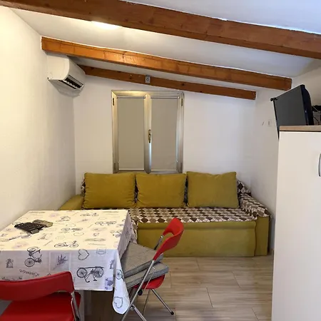 Apartamento Milokanovic
